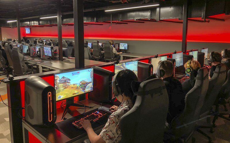 Oklahoma State unveils esports arena